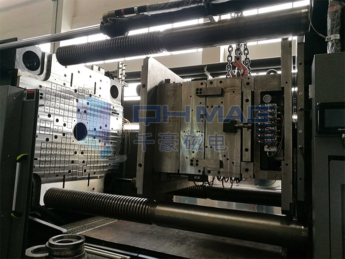 磁力模板換模技術