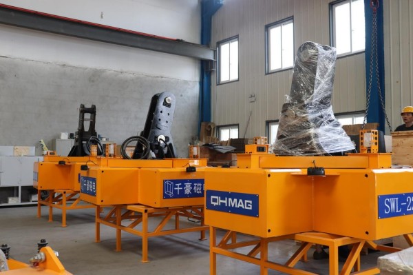 注塑機(jī)快速換模系統(tǒng),快速換模案例,電永磁吸盤(pán)